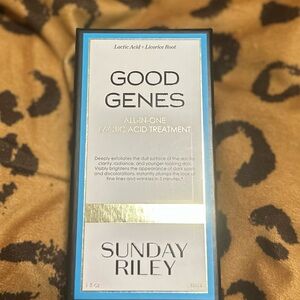 Sunday Riley Good Genes Lactic Acid Treatment with Blue Accents